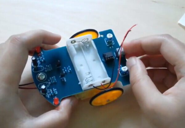 Intelligent Tracking Car DIY Soldering Learning (UNASSEMBLED) - Image 8